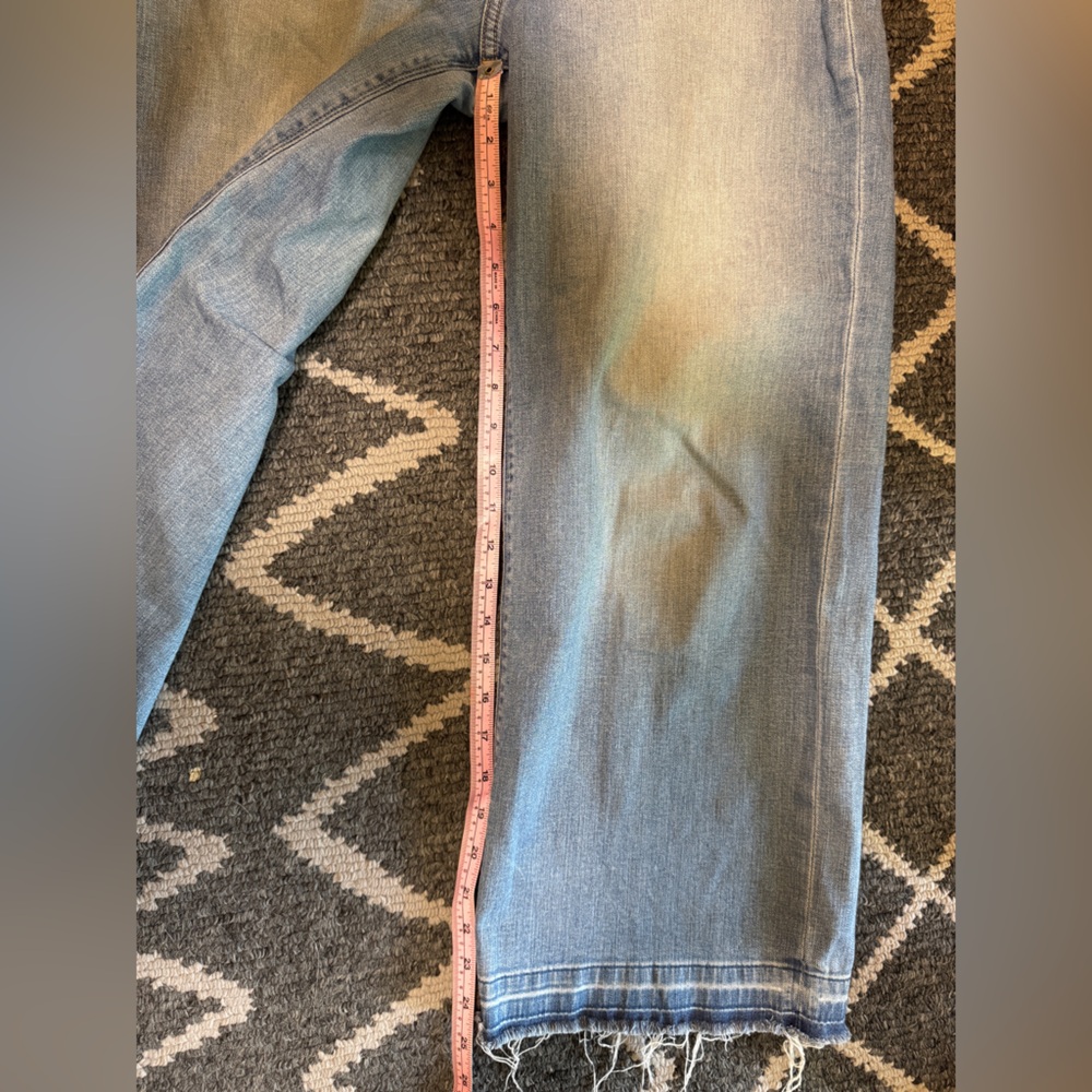Express High Rise Blue Jeans - Picture 5 of 6